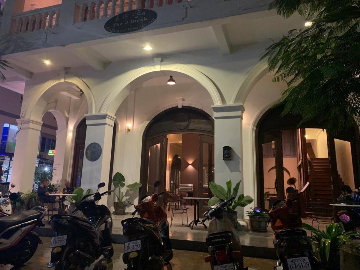 The J Break Boutique Hotel Kampot Exterior photo