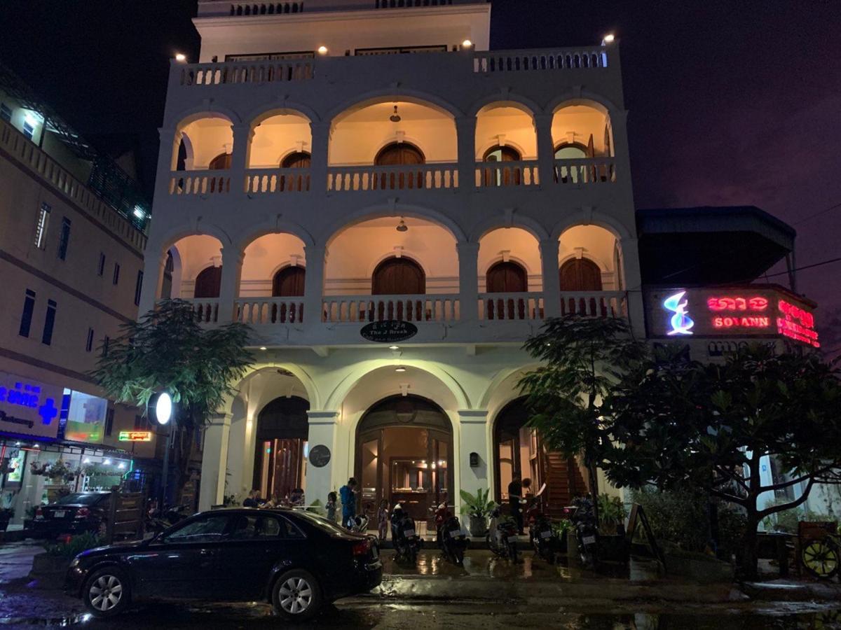 The J Break Boutique Hotel Kampot Exterior photo