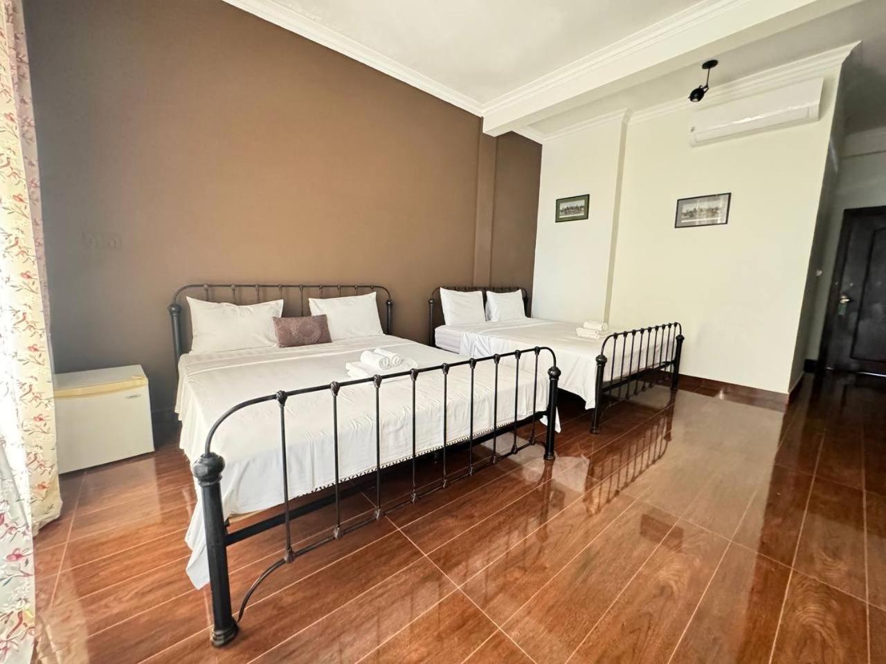 The J Break Boutique Hotel Kampot Exterior photo