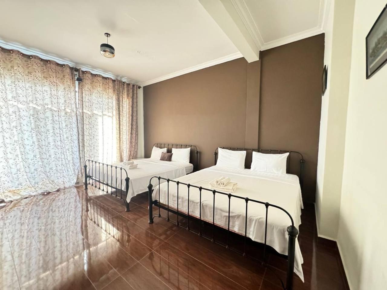 The J Break Boutique Hotel Kampot Exterior photo