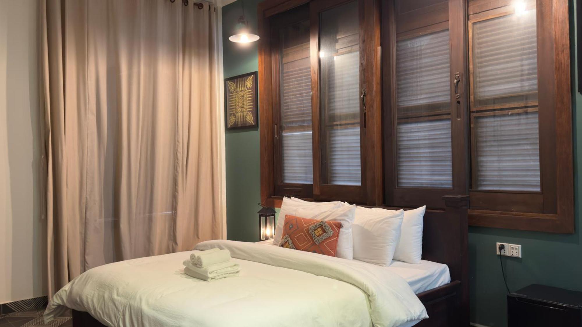 The J Break Boutique Hotel Kampot Exterior photo