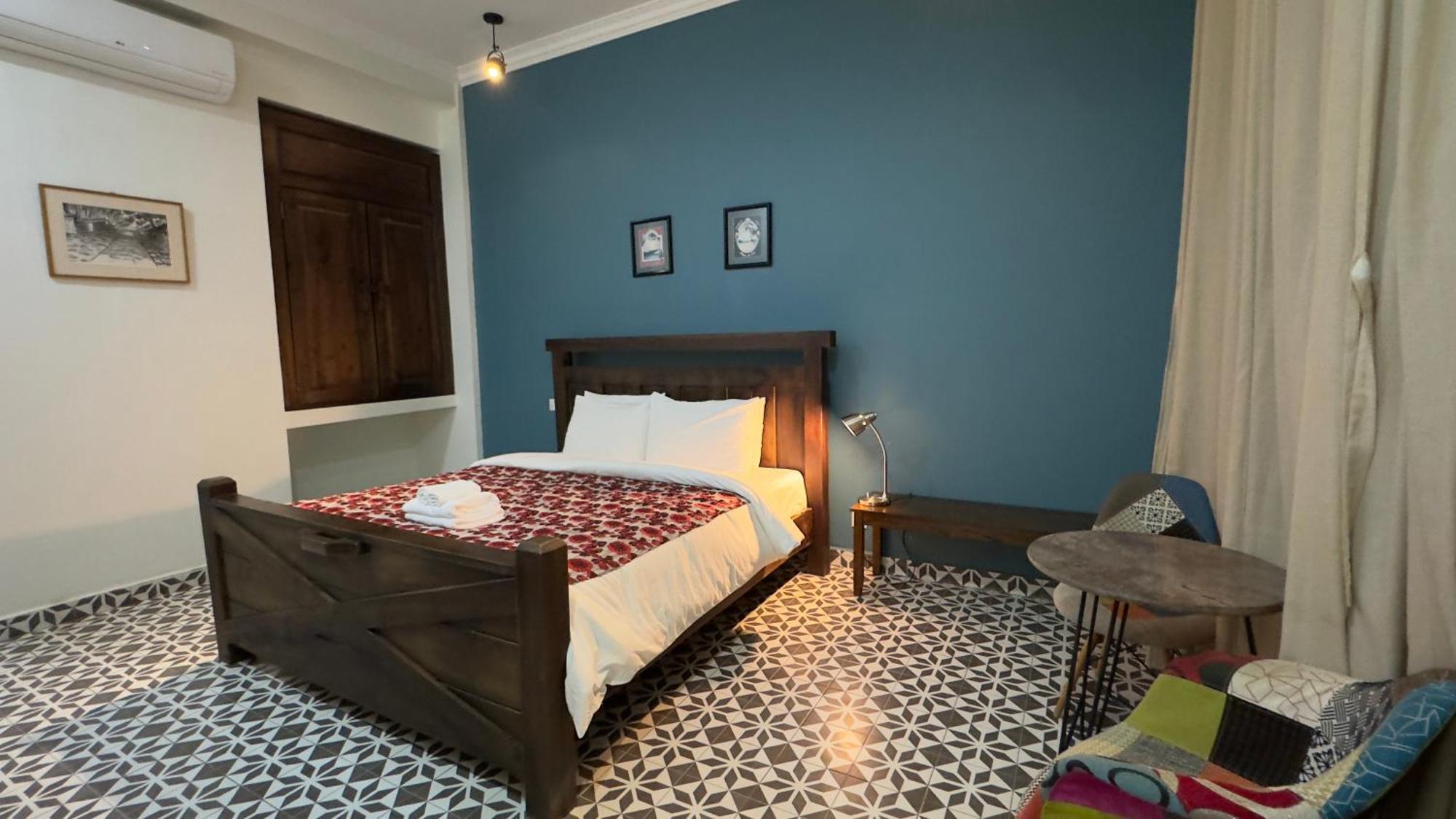 The J Break Boutique Hotel Kampot Exterior photo