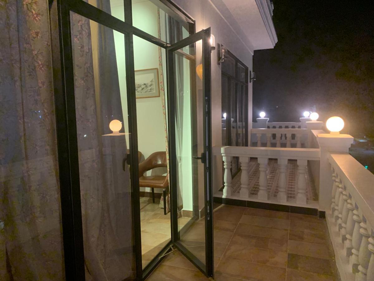The J Break Boutique Hotel Kampot Exterior photo