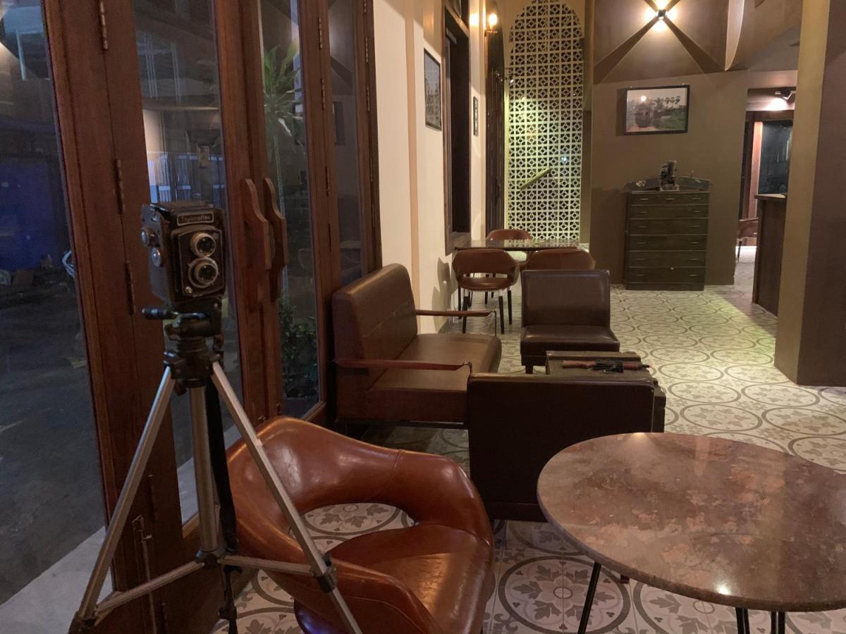 The J Break Boutique Hotel Kampot Exterior photo
